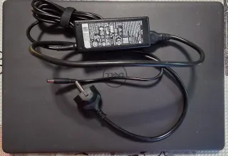 Portátil Dell Vostro 15 3000 I3 10°gen