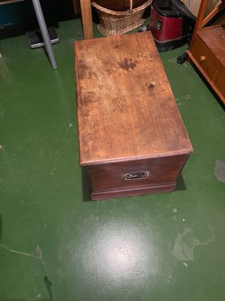Antiguo arcón de madera