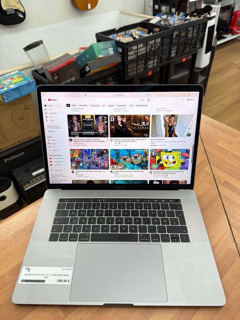 MacBook Pro 2017 15” i7 16GB RAM 256GB SSD afbeelding 11