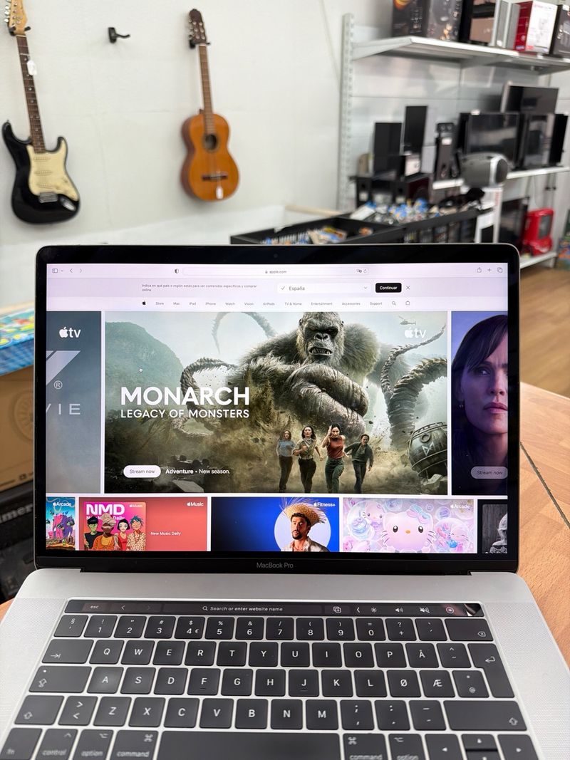 MacBook Pro 2017 15” i7 16GB RAM 256GB SSD afbeelding 9