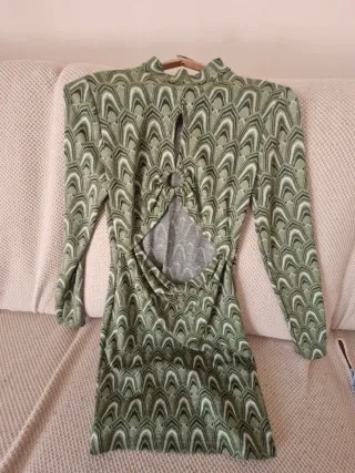 Vestido Bershka estampado verde