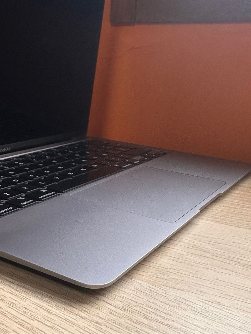 MacBook Air 13” 2020 i5 8GB 256GB SSD GrisEspacial afbeelding 7