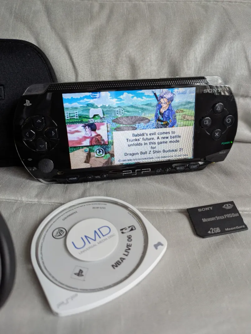 Consola Sony PSP+Accesorios afbeelding 3