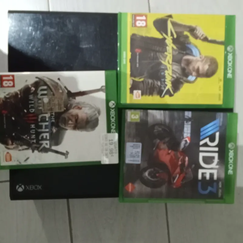 Xbox One + 2 Giochi: Witcher 3 e Ride 3 afbeelding 2