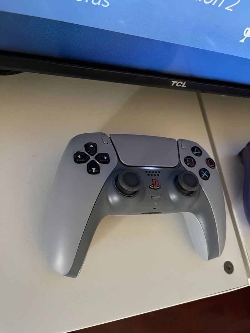 Mando PS5 Edición Limitada 30 Años afbeelding 2