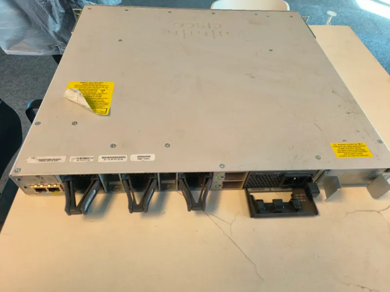 Switch Cisco 24 Puertos afbeelding 5