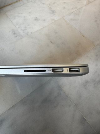 Apple MacBook Pro 15" Retina (Mid 2012) - i7 / 8GB