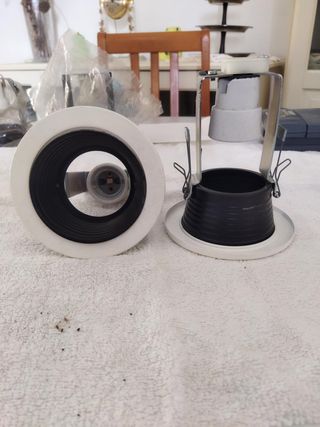 2 Soportes Halógenos Blancos