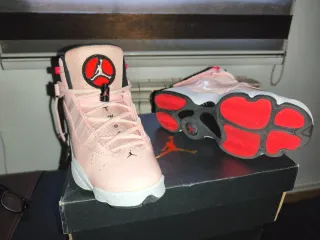 Zapatillas Jordan Talla 38.5 Nuevas no envío