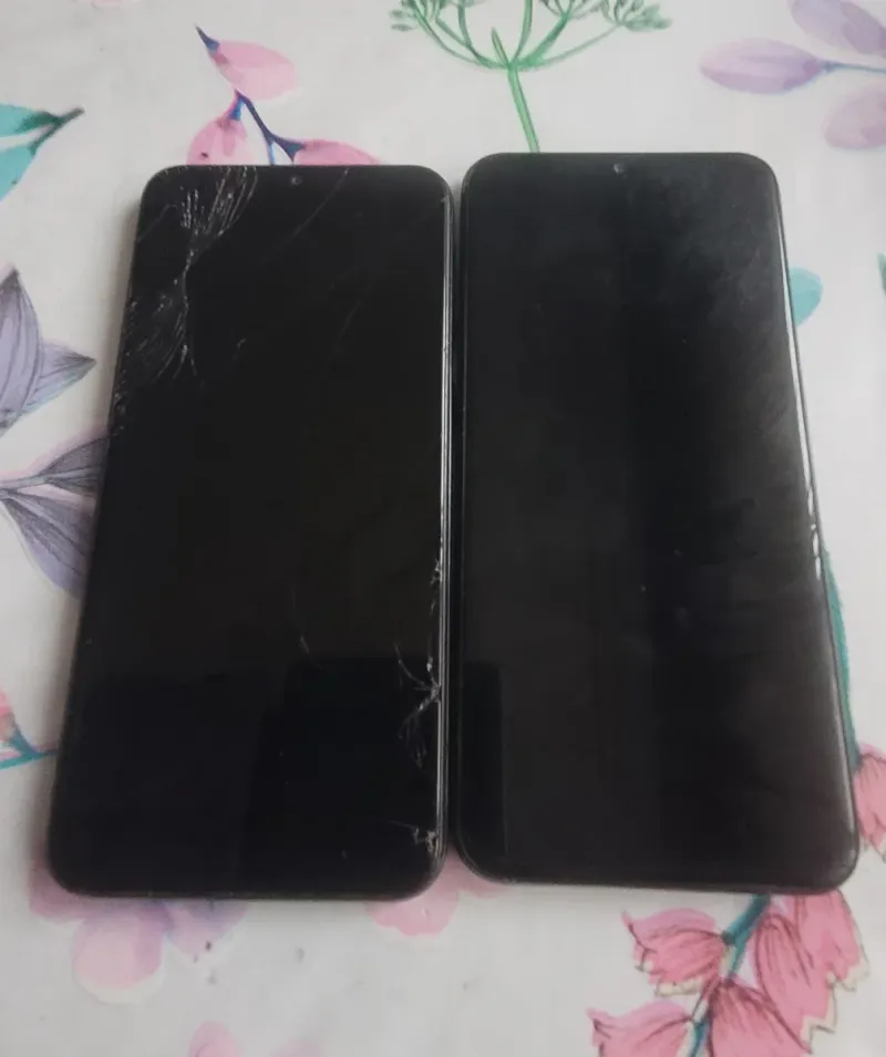 Lote de 2  Samsung Galaxy A20e. afbeelding 2