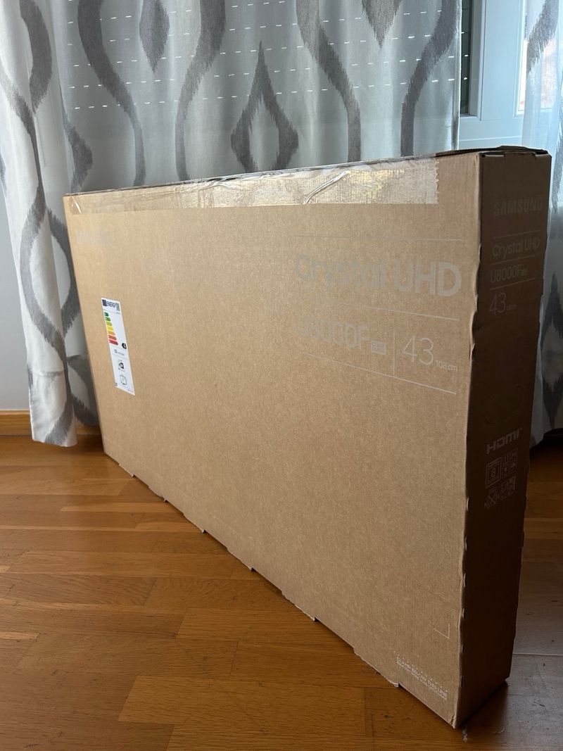 TV Samsung U8000F UHD 43 afbeelding 2