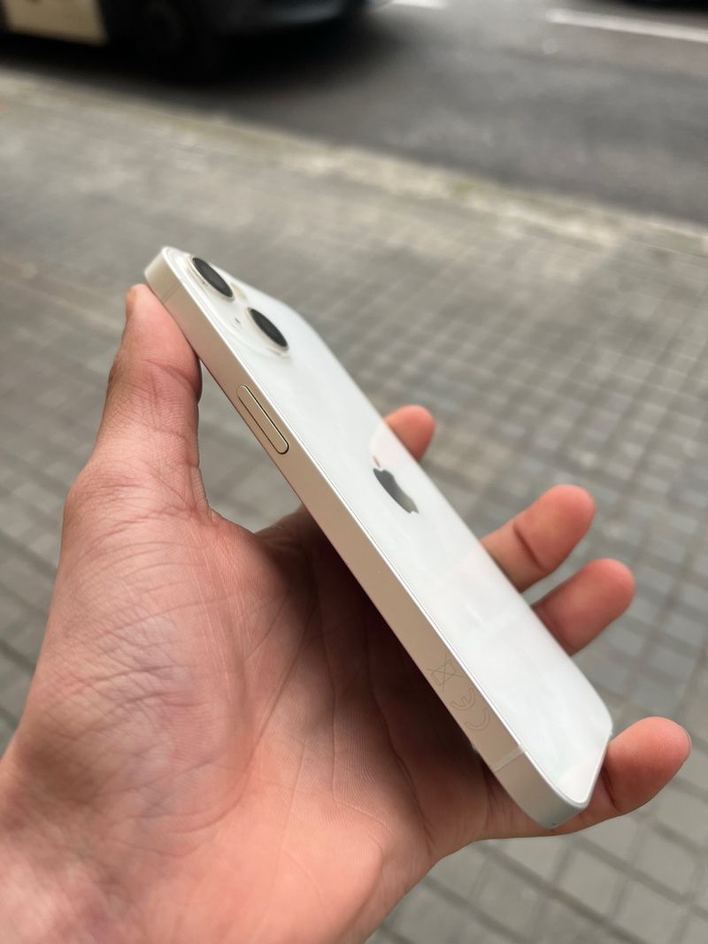 iPhone 13 128gb seminuevo afbeelding 2