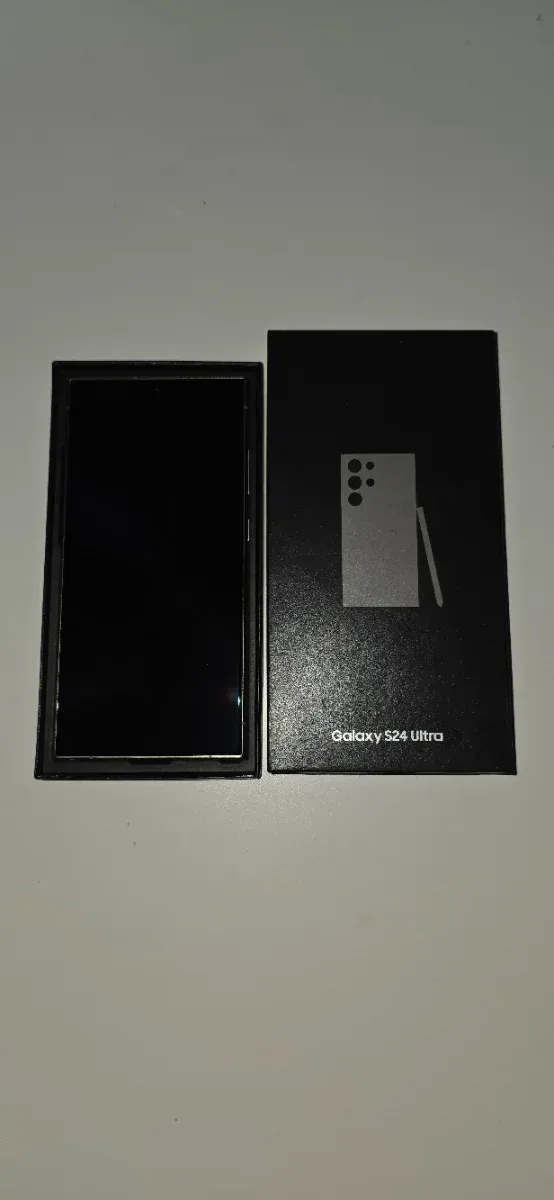 Samsung Galaxy S24 Ultra 256GB Gris
