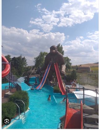 Caseto caravana y jardin camping picon del conde