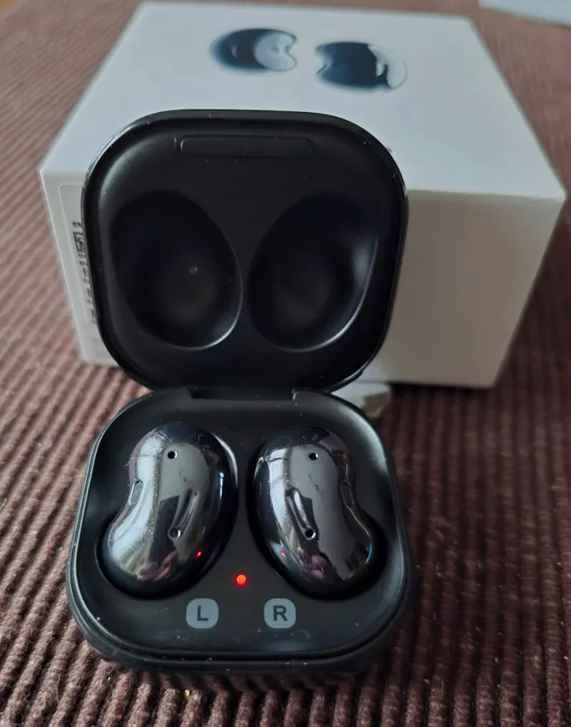 Samsung Galaxy Buds Live Negros afbeelding 3
