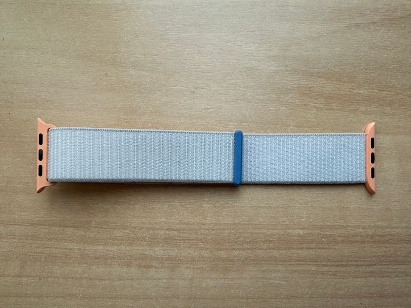 Apple Watch 45mm. Starlight Sport Loop afbeelding 4