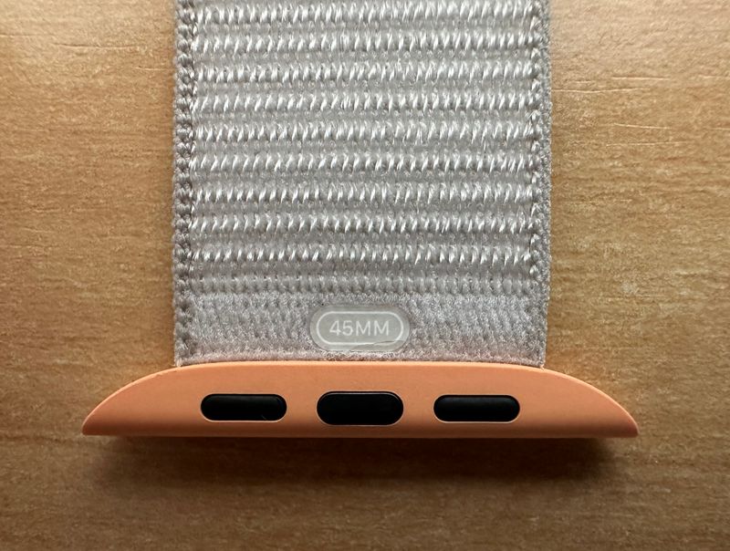 Apple Watch 45mm. Starlight Sport Loop afbeelding 8