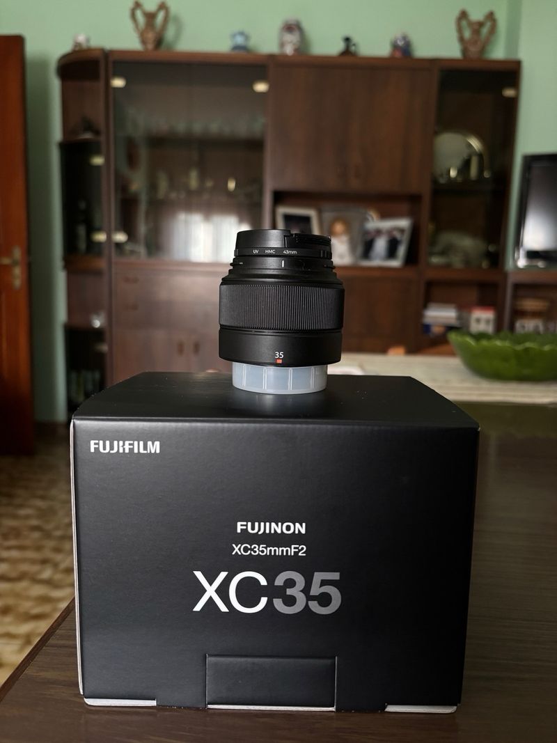 Fujifilm Fujinon XC 35mm f/2 + Filtro UV afbeelding 2