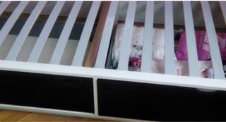 Cama Ikea con cajones