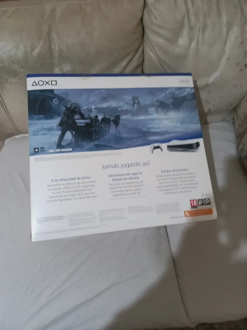 caja nueva play 5 afbeelding 4