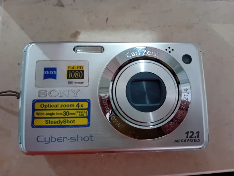 Sony Cyber-shot DSC-W210 Cámara Digital