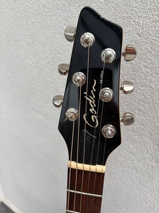 Godin A6 Ultra Modificada P-Rails
