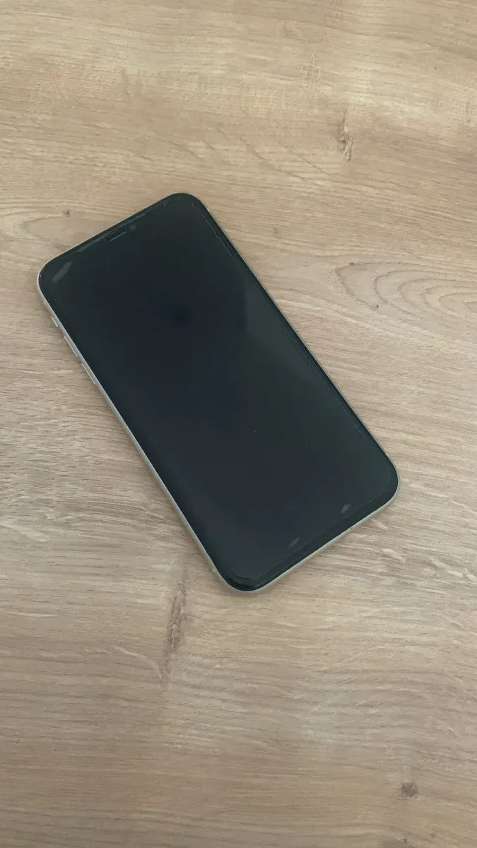iPhone 11 Blanco afbeelding 2