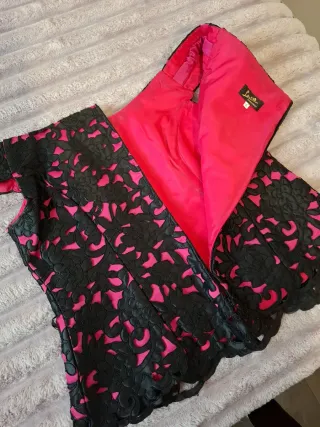 Vestido Negro y Rosa Encaje