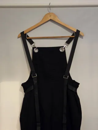 Peto negro talla S nuevo