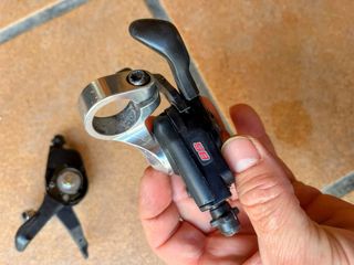 Maneta Cambio Shimano STX-RC 8v