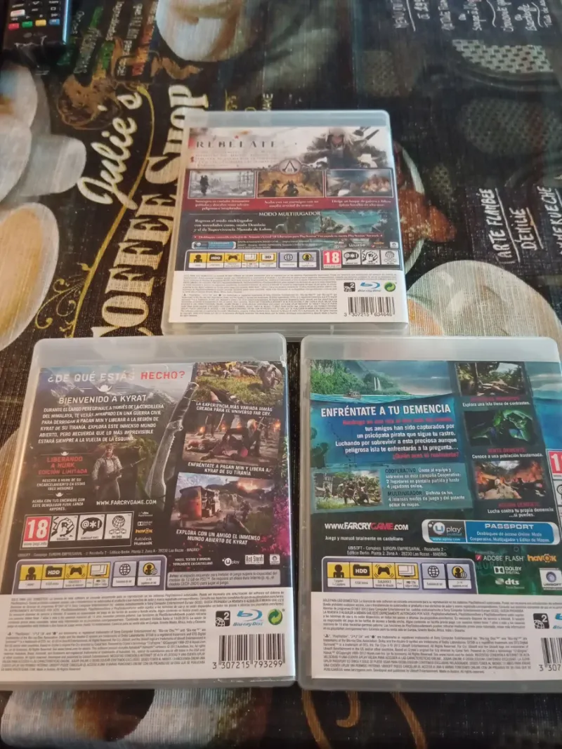 Lote 3 Juegos PS3: Far Cry 4, AC III, Far Cry 3 afbeelding 2