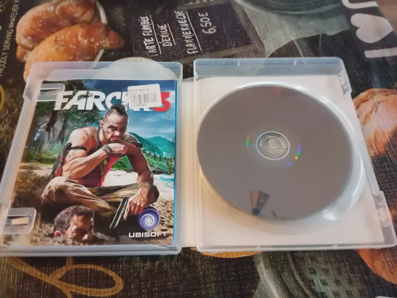 Lote 3 Juegos PS3: Far Cry 4, AC III, Far Cry 3 afbeelding 4