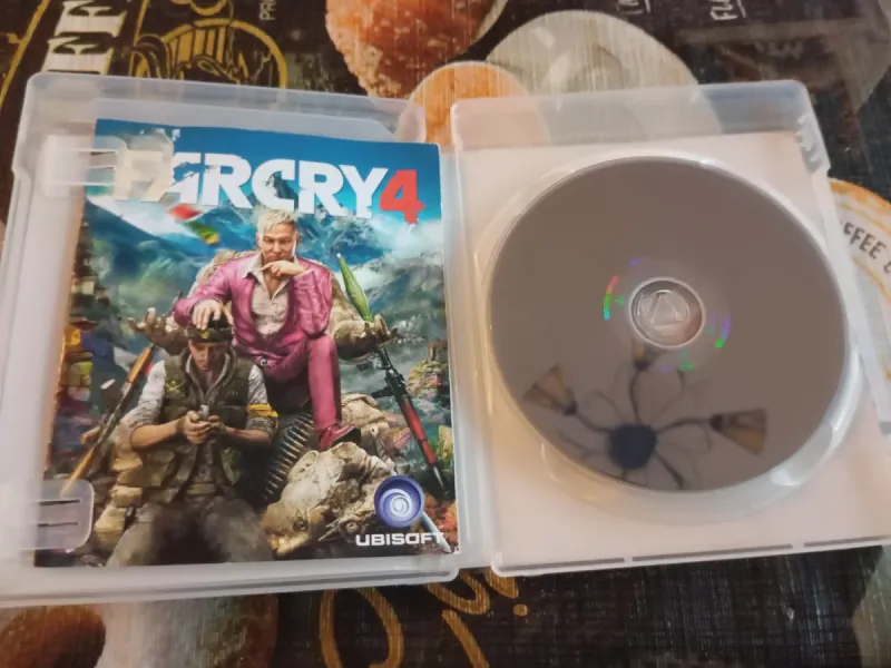 Lote 3 Juegos PS3: Far Cry 4, AC III, Far Cry 3 afbeelding 5