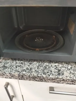 Microondas Orbegozo con Grill