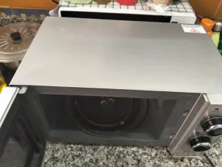 Microondas Orbegozo con Grill