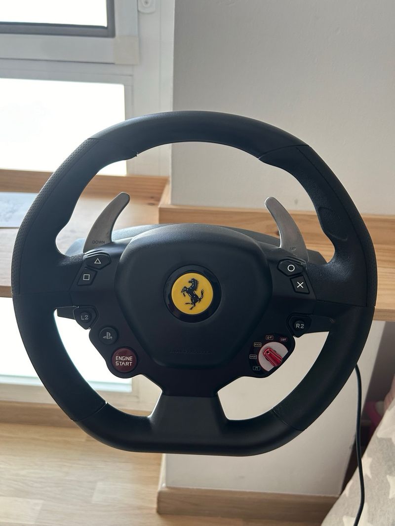Volante Ferrari con Pedales afbeelding 6