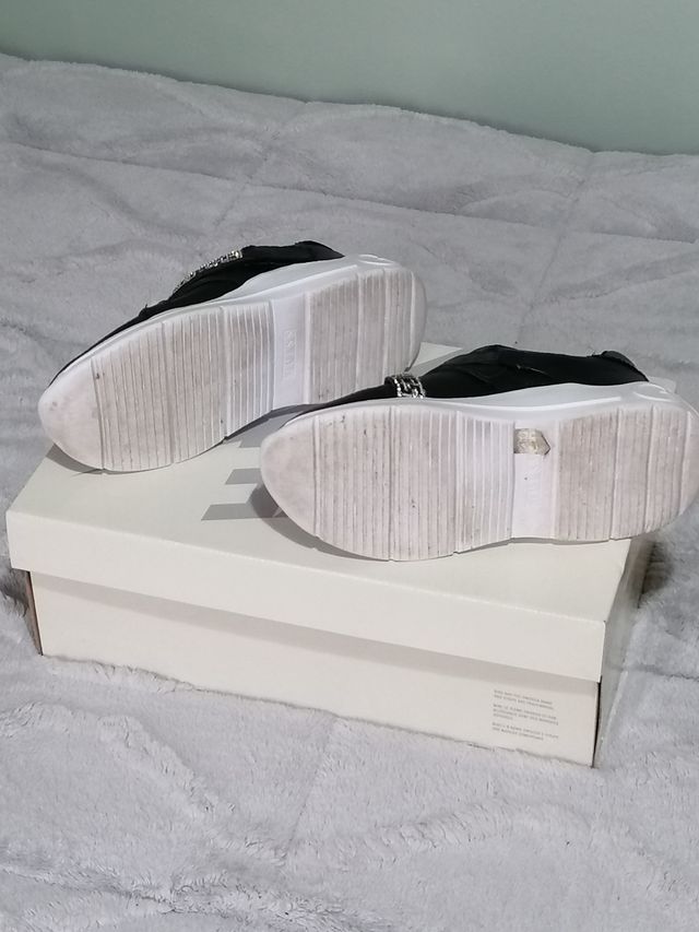 GUESS diamantitos + regalo