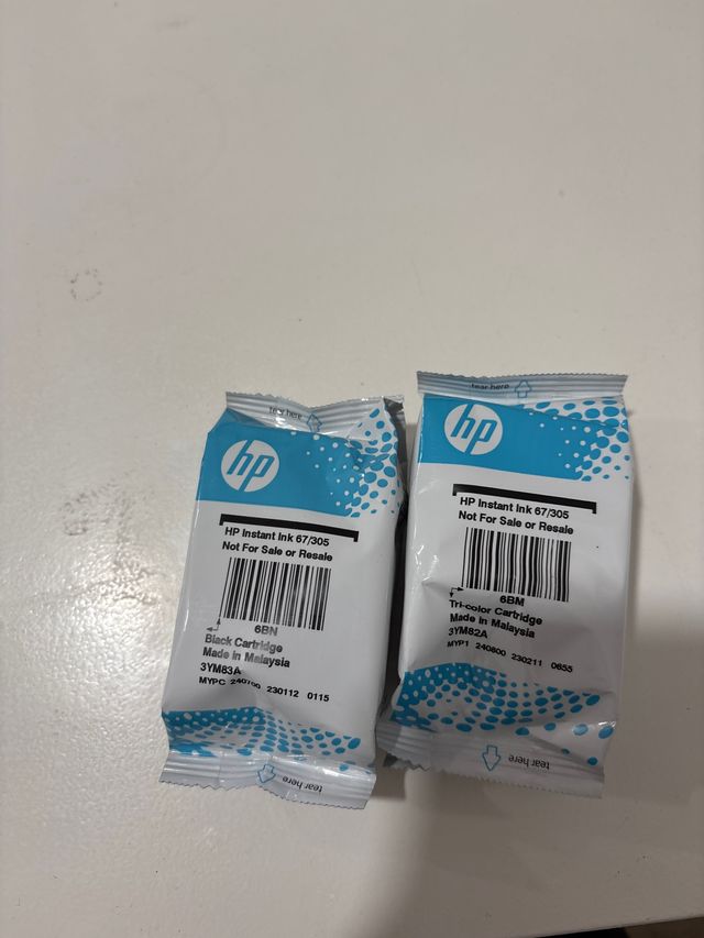 2 Tintas HP 67/305 (Negra y Tricolor)