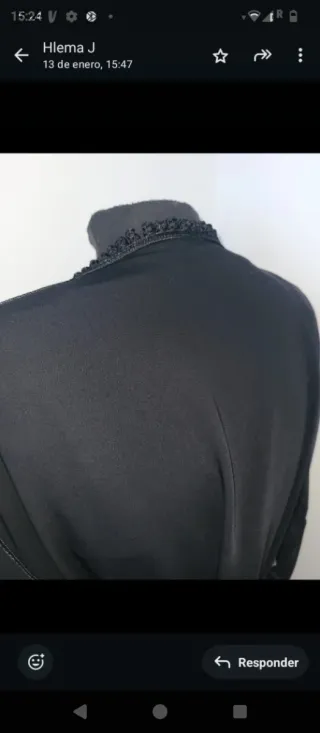 Caftán Marroquí Negro con Cinturón Azul