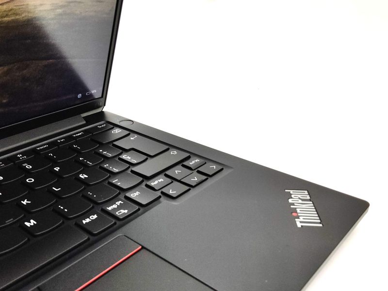 E1806471-0 Portátil Lenovo E14 afbeelding 2