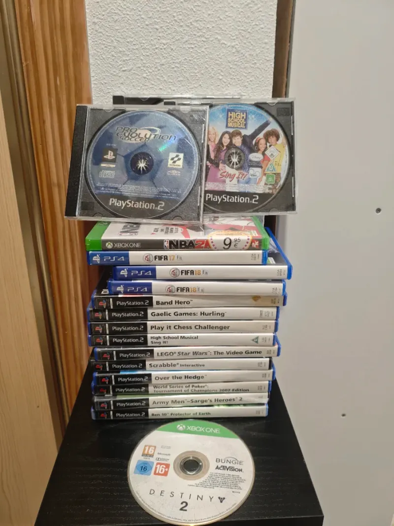 Lote de Videojuegos PS4, PS2, Xbox One
