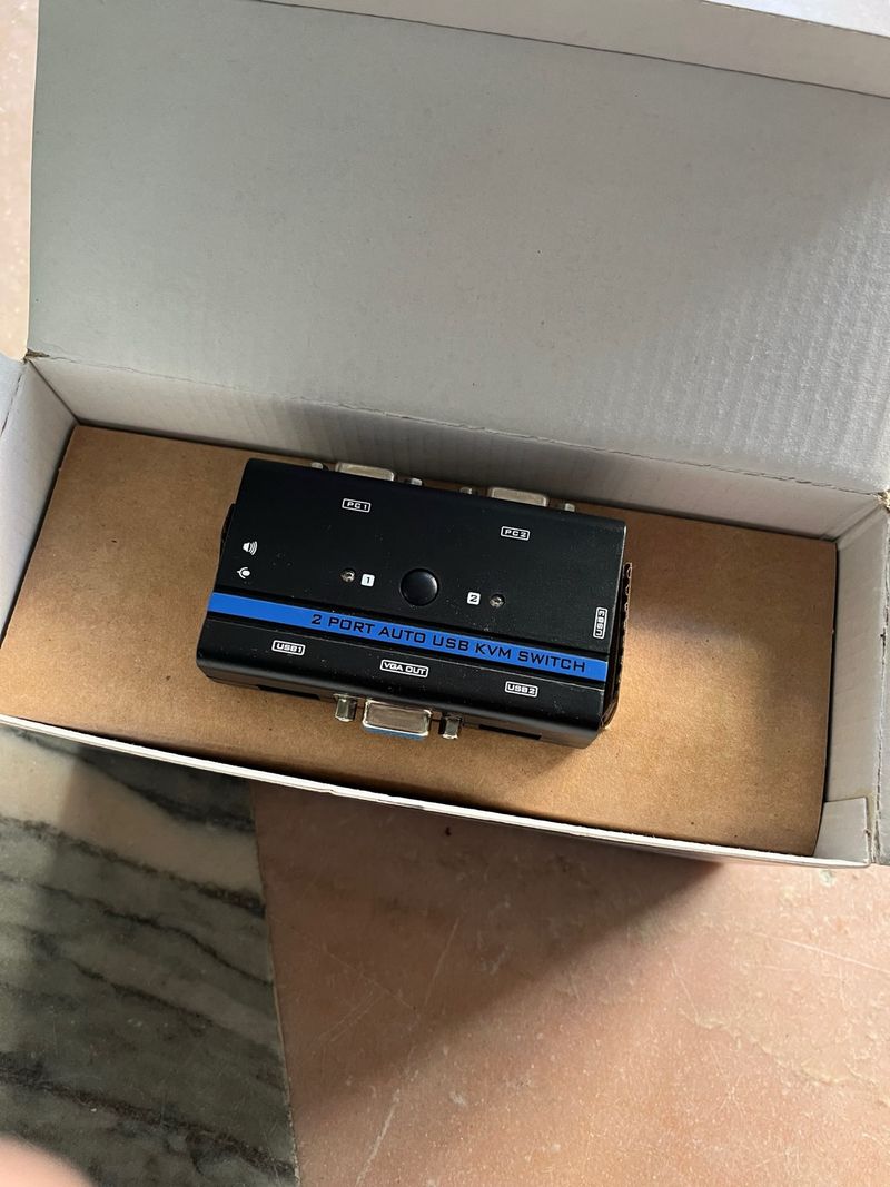 Conmutador KVM USB 2 Puertos Nuevo