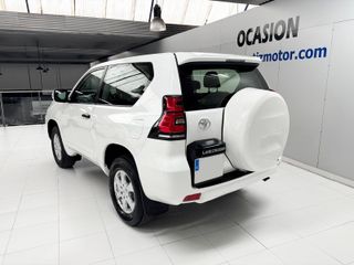 Toyota Land Cruiser 2.8 D-4D GX