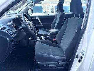 Toyota Land Cruiser 2.8 D-4D GX