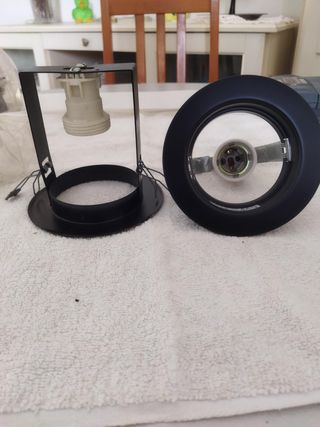 2 Soportes Empotrables Negros