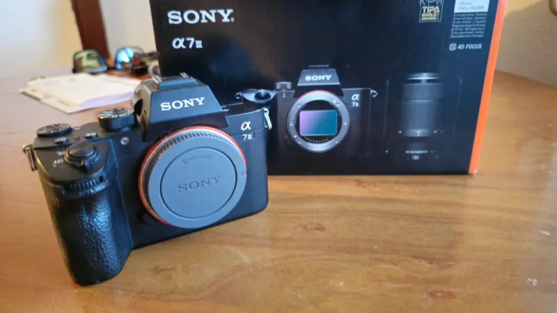 Sony A7 III Súper cuidada.