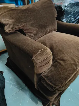 Sofá 3 plazas y 2 butacas de terciopelo