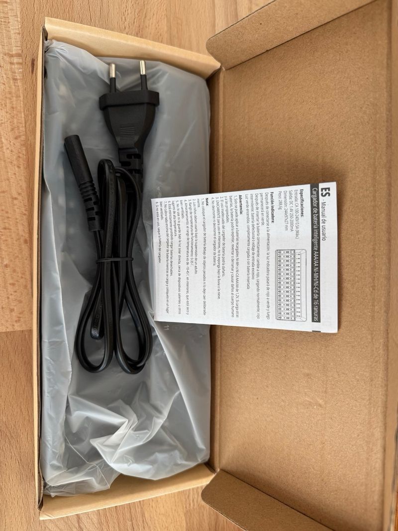 Cargador 16 Baterías AA/AAA Bonai Nuevo. C afbeelding 3