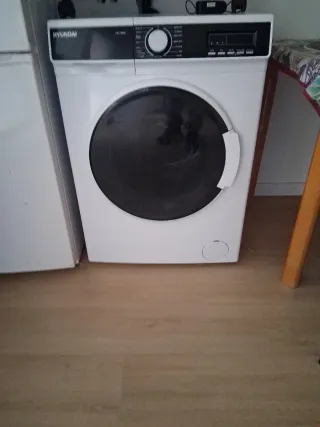 Lavadora Hyundai en buen estado
