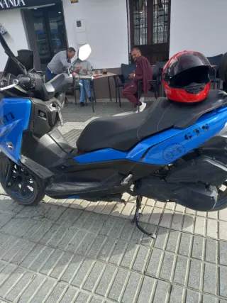 MITT GTS Maxi Scooter Azul